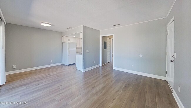 Foto del edificio - 330 6th Ave N