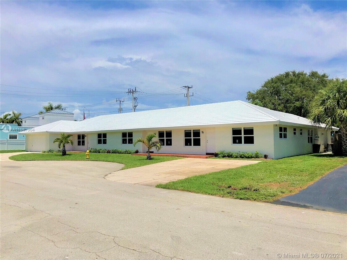 1940 NE 34th Ct Unit 1940, Lighthouse Point, FL 33064 Apartment for Rent in Lighthouse Point