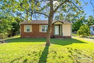 Building Photo - 207 Berry Rd