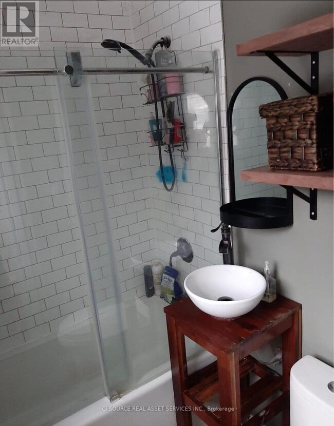 Building Photo - 22 McKay Rd