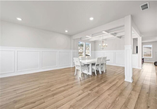 Building Photo - 854 Orwell Dr