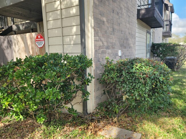Foto del edificio - 12615 Brookglade Cir