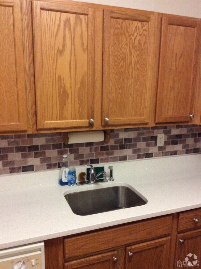 Society Hill East II Apartments for Rent with Washer & Dryer East