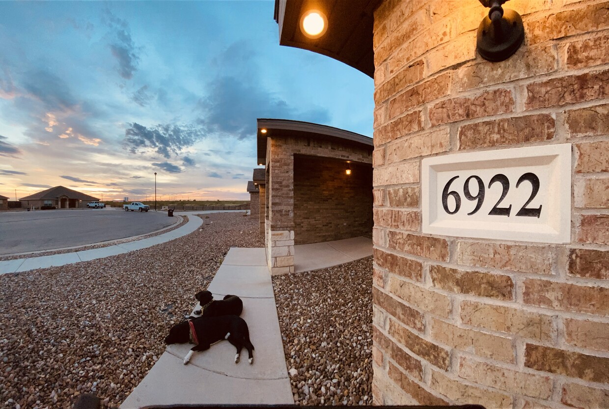 Front Porch - 6922 Ranch Hand Dr