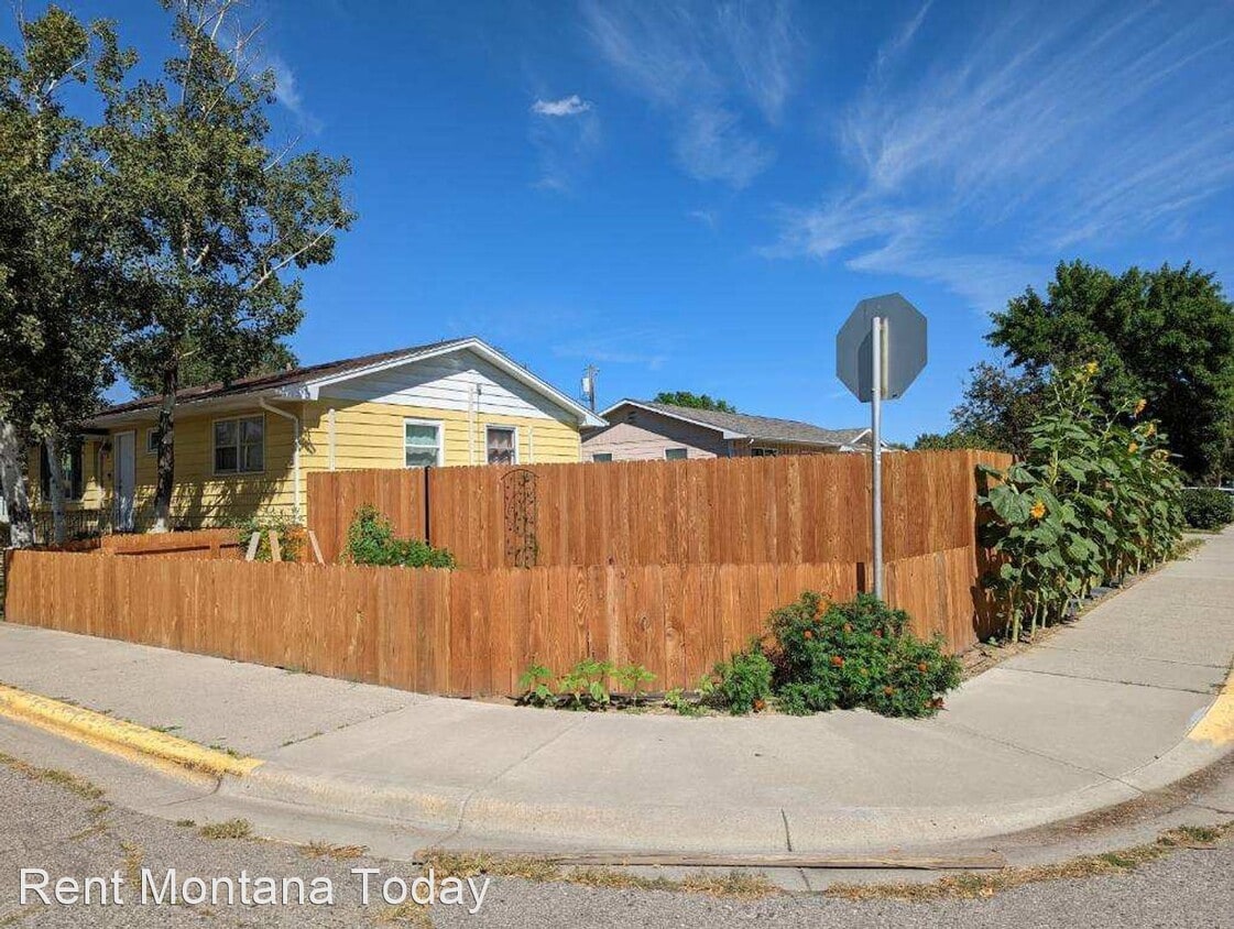 5 br, 2 bath House 301 15th St West House for Rent in Billings, MT