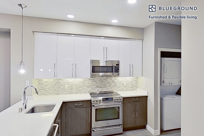 Foto del edificio - 1257 Lakeside Dr