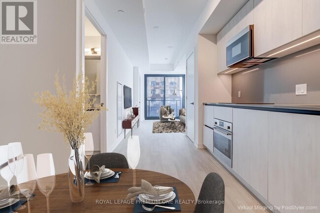 Photo du bâtiment - 35 Parliament St