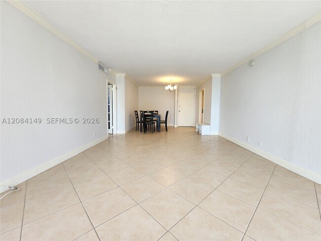 Foto del edificio - 2030 S Ocean Dr