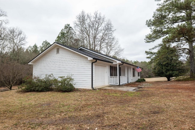 Photo - 1190 Duncan Rd House