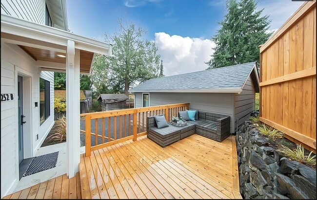 Foto del edificio - 6252 52nd Ave NE