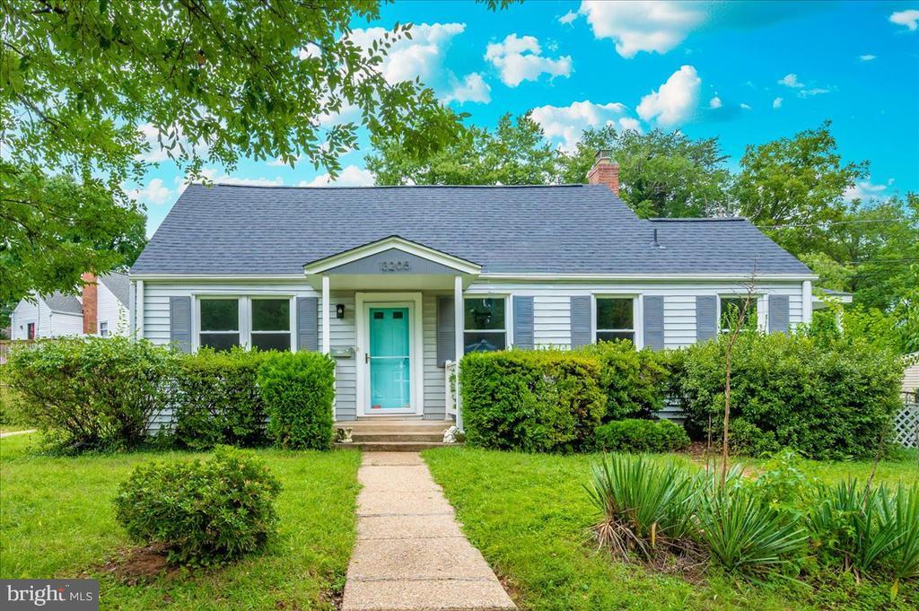 Primary Photo - 13205 Okinawa Ave