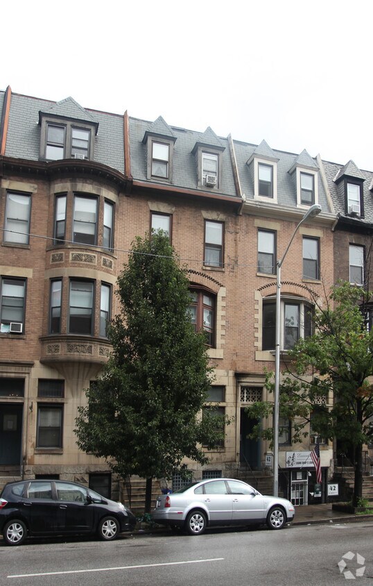 Building Photo - 44 W Biddle St
