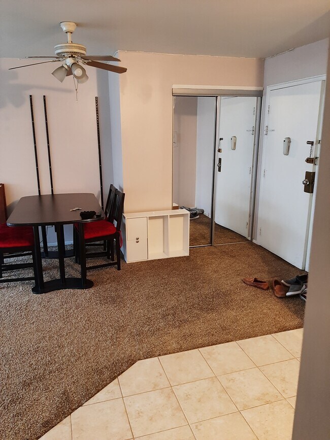 Building Photo - 120 32nd St