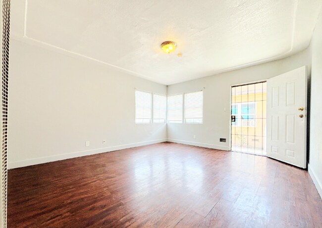 Photo - 6914 1/2 Main Street Apartment