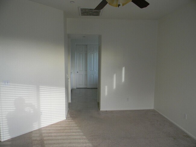 Building Photo - 11166 Pondfield Ct