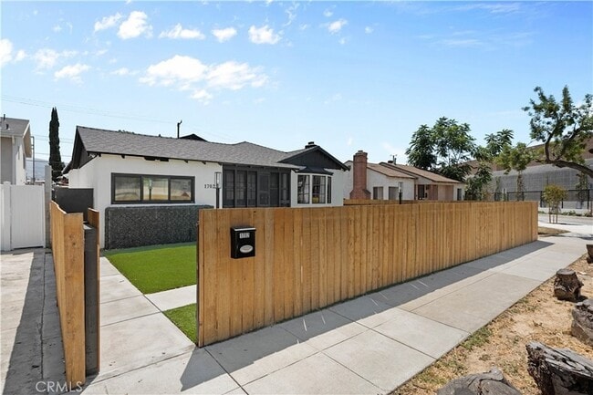 Building Photo - 1702 Landis St