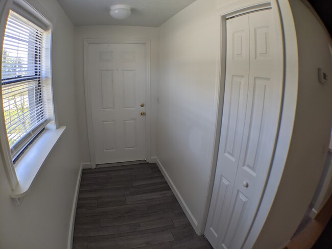 Foto del edificio - 723 44th Ave, E.