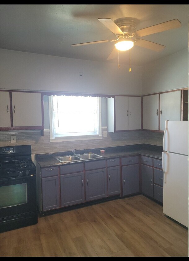 Photo - 56 W 113th Pl (Chicago, IL)