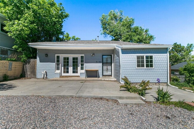 "Spacious 5-Bedroom Denver Gem with 2.5 Baths and 1,920 Sq Ft of Comfort!" - "Spacious 5-Bedroom Denver Gem with 2.5 Baths and 1,920 Sq Ft of Comfort!" Apartment