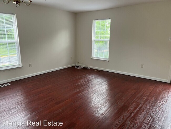 Building Photo - 3 br, 2.5 bath House - 2410 Saint Albert T...