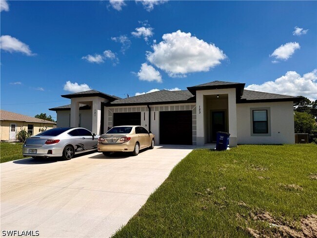 Foto del edificio - 123 Jenna Ave S