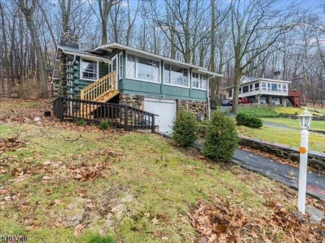 Building Photo - 333 Springbrook Trail