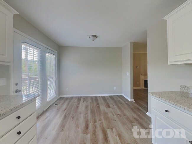 Building Photo - 131 Overlook Pl