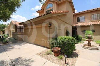 Building Photo - 7928 E Pepper Tree Ln