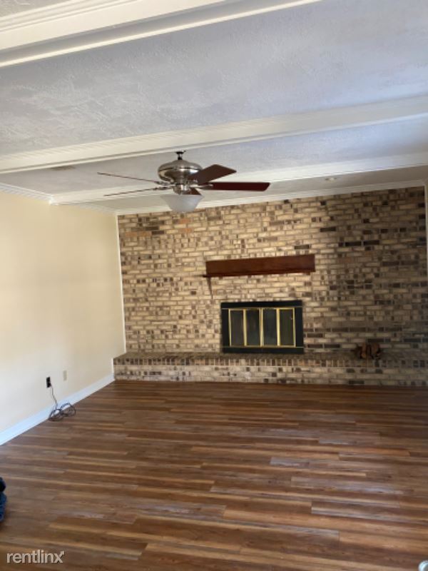Building Photo - 3 br, 2 bath House - 226 Saratoga Dr