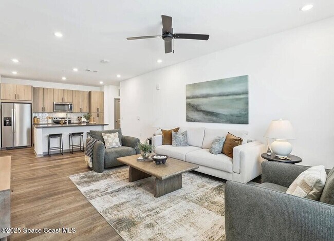 Building Photo - 1073 Journey Cir