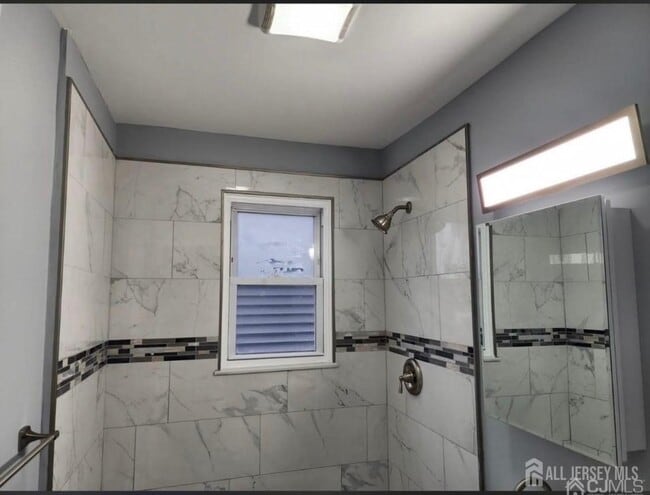 Foto del edificio - 723 Parker St