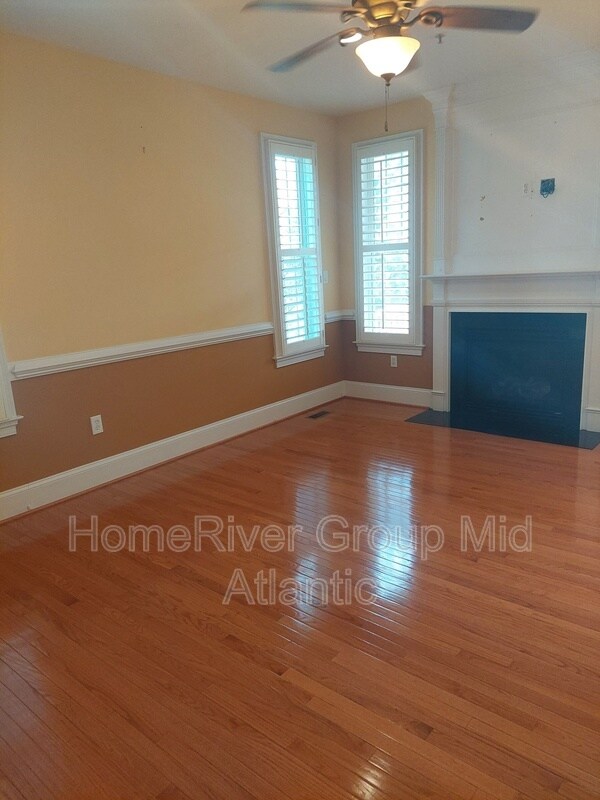 Foto del edificio - 10548 Old Ellicott Cir