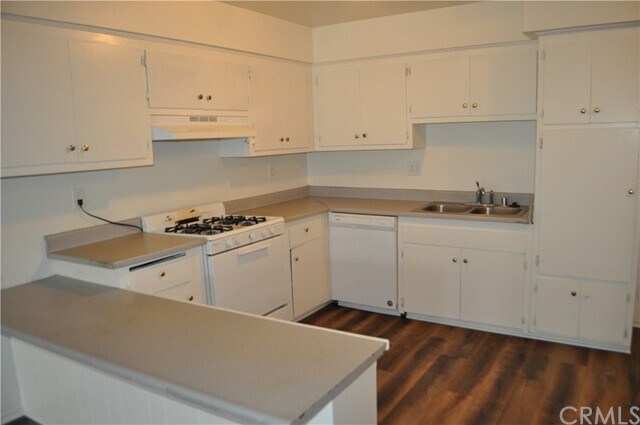 Foto del edificio - 1017 Lombard Dr