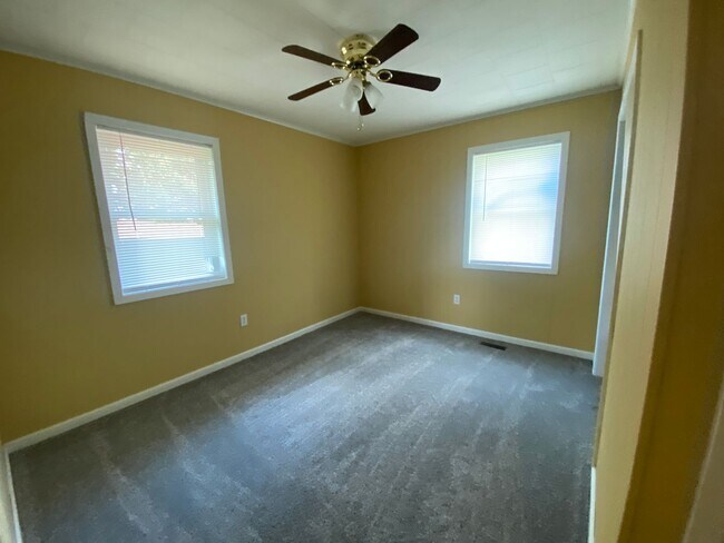 Foto del edificio - Nice 2bed/1bath home in Portia!!!