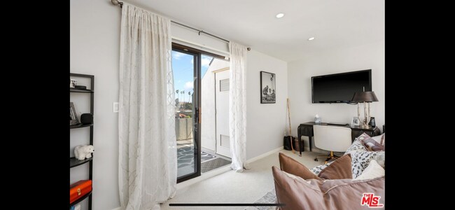 Foto del edificio - 1044 10th St