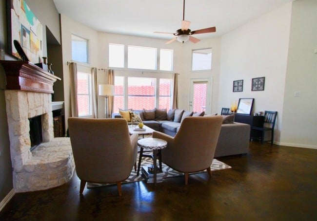 Building Photo - 5405 Moonlight Ln