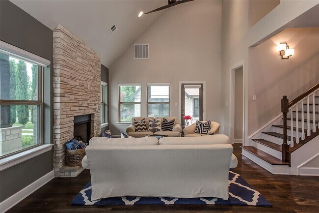 Foto del edificio - 2316 Hillcrest St