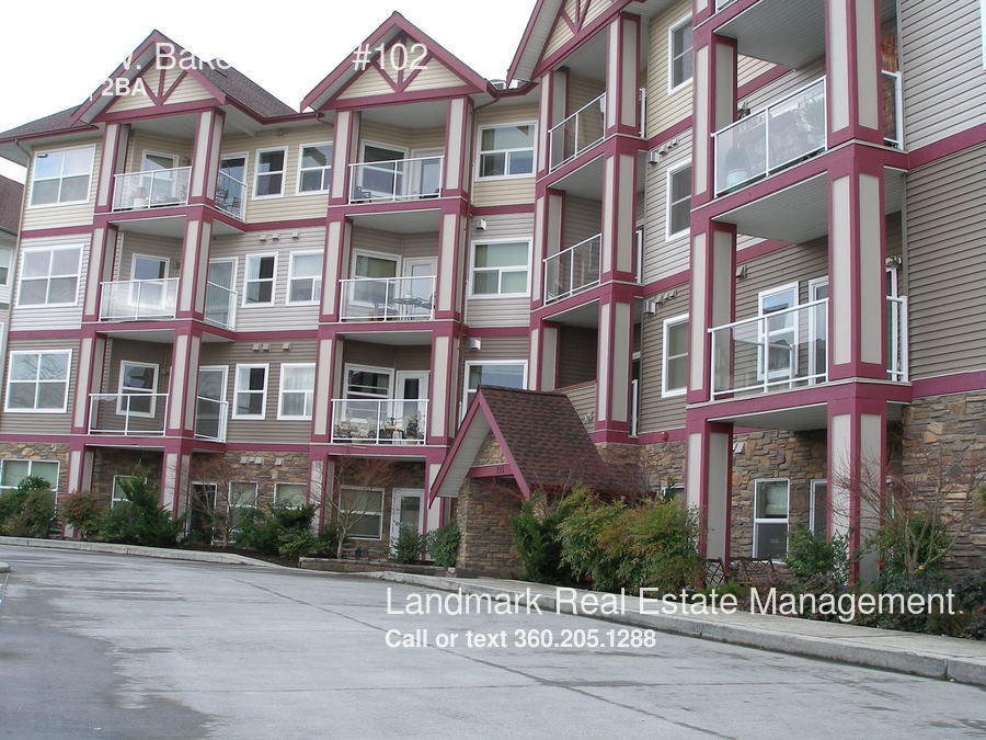 Primary Photo - 255 W Bakerview Rd
