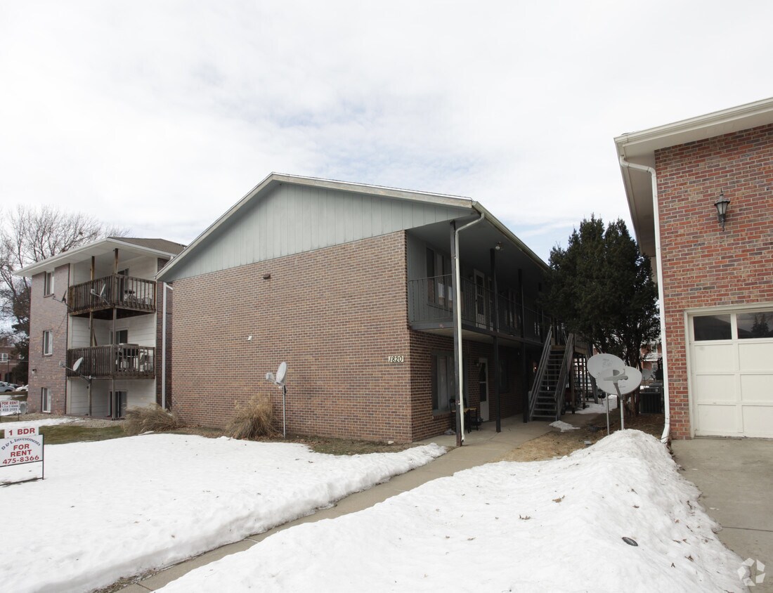 Primary Photo - 1820 F St