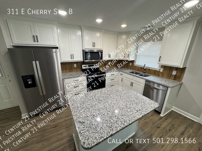 Foto del edificio - 311 E Cherry St