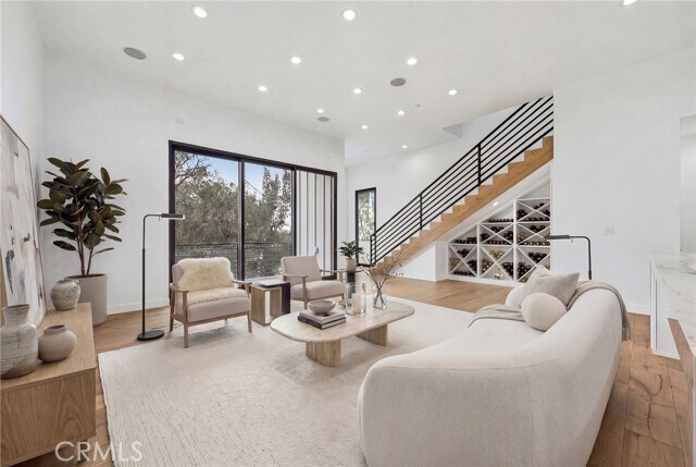 Foto del edificio - 6565 Pickwick St