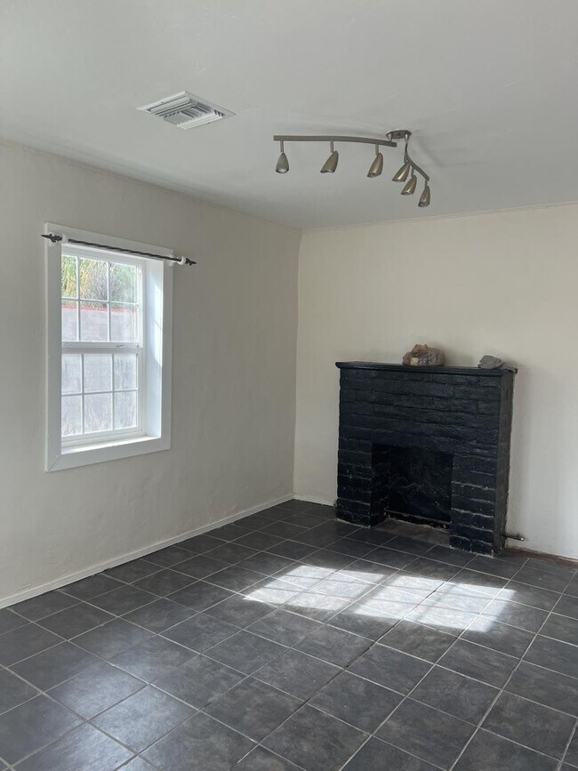 Foto del edificio - 3117 N Los Altos Ave