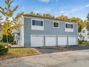 Building Photo - 823 Cambridge Pl