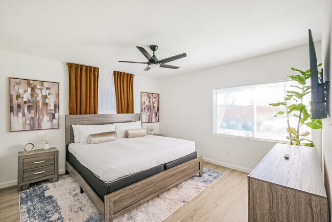 Foto del edificio - 5021 Libbey Dr