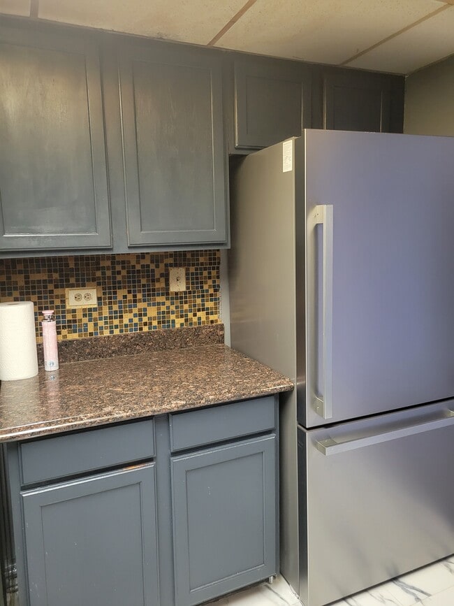 Foto del edificio - 258 E Bailey Rd