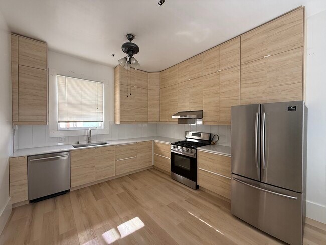 Foto del edificio - 434 Taylor Ave