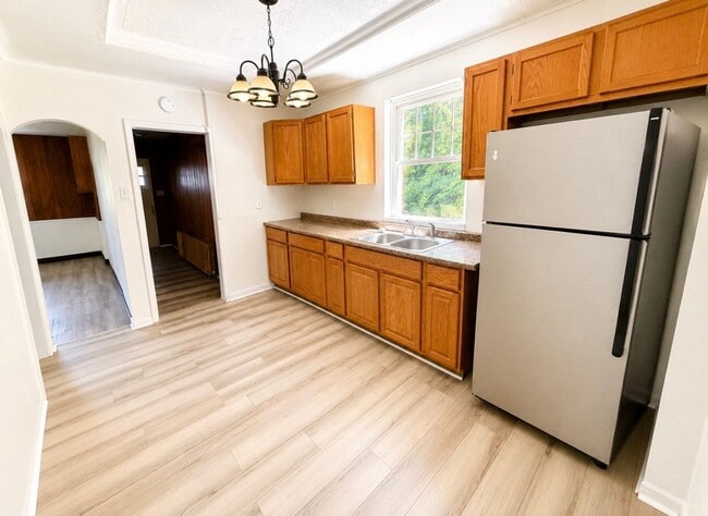 Photo - 144 Sumner Ave Apartment
