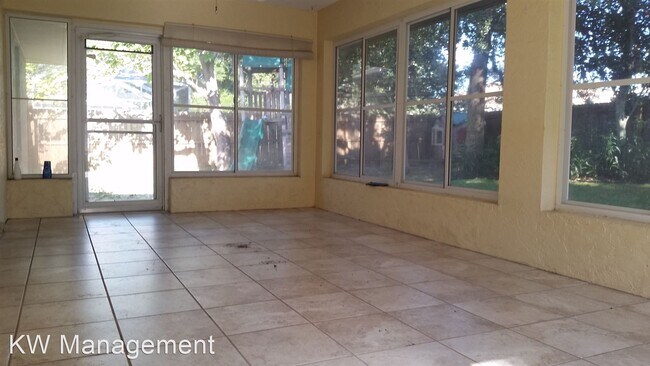 Foto del edificio - 3 br, 2 bath House - 5327 SW 89th St