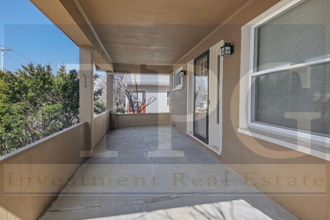 Foto del edificio - 573 S Crescent Ave