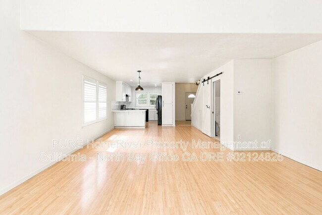 Foto del edificio - 2360 Battersea St